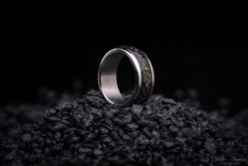 black dragon ring