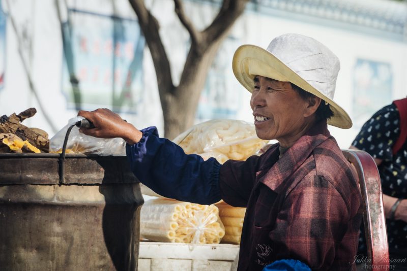 silk road china fruit merchant